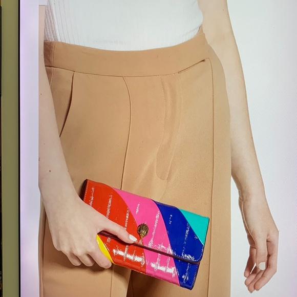 - Kurt Geiger London Rainbow Stripe Leather Chain Wallet
KURT GEIGER LONDON - Picture 6 of 16